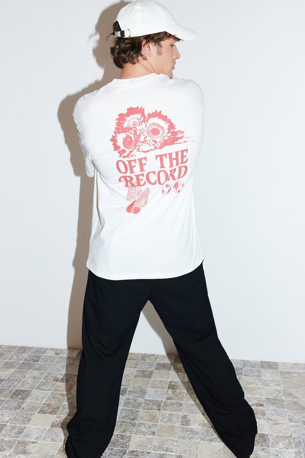 Trendyol Trendyol Ecru Oversize /Wide Cut Floral Printed Short Sleeve 100% Cotton T-Shirt