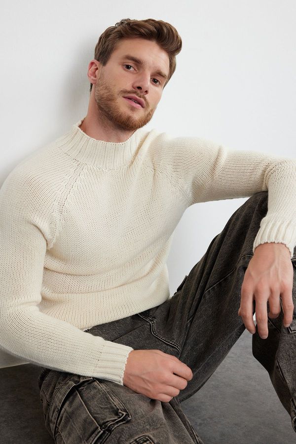 Trendyol Trendyol Ecru Slim Fit Slim Cut Half Turtleneck Raglan Sleeve Plain Basic Knitwear Sweater