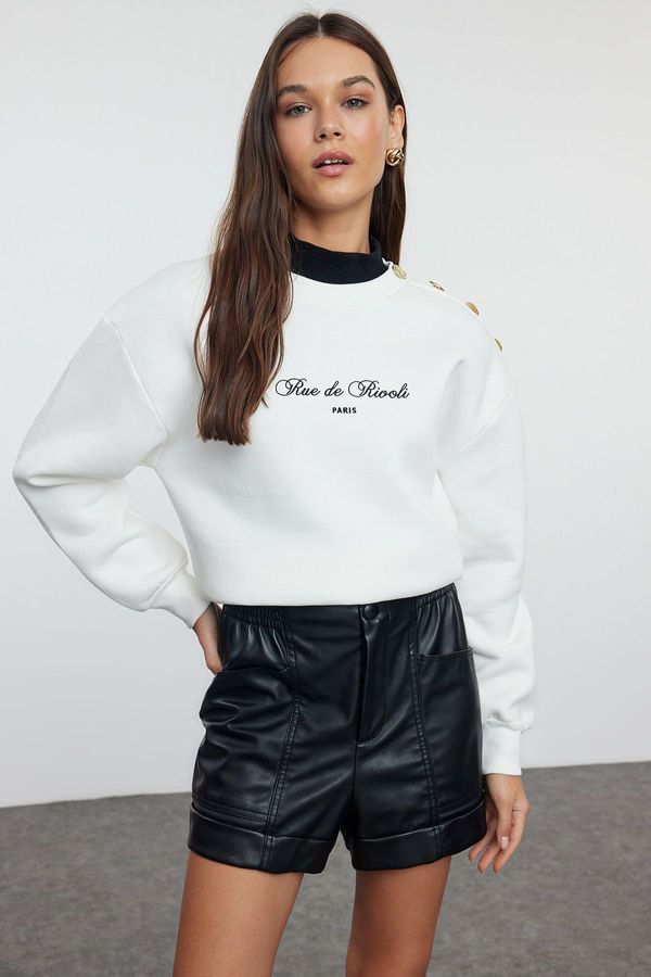 Trendyol Trendyol Ecru Slogan Embroidered Button Detailed Regular Fit Thick Inside Fleece Knitted Sweatshirt