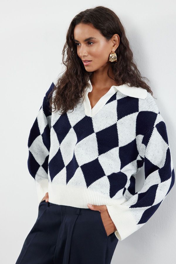Trendyol Trendyol Ecru Wide Fit Soft Textured Patterned Knitwear Sweater
