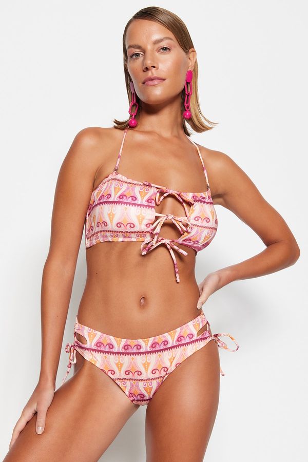 Trendyol Trendyol Ethnic Patterned Tied Normal Leg Bikini Bottom