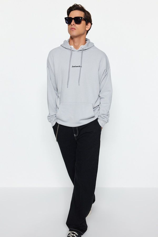 Trendyol Trendyol Gray Men's Oversize/Wide Cut Hooded Minimal Text Printed Cotton Sweatshirt