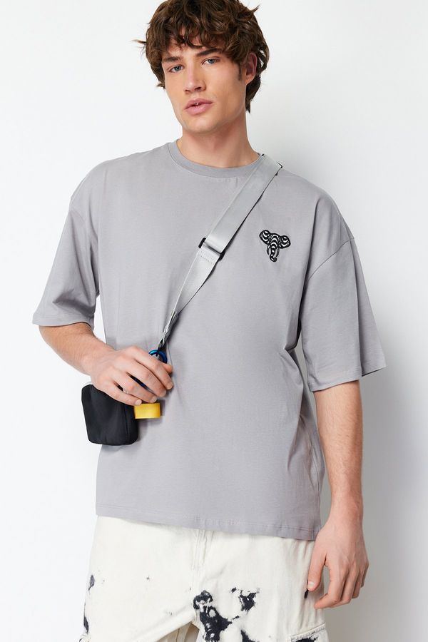 Trendyol Trendyol Gray Oversize Mystic Animal Embroidery 100% Cotton T-Shirt