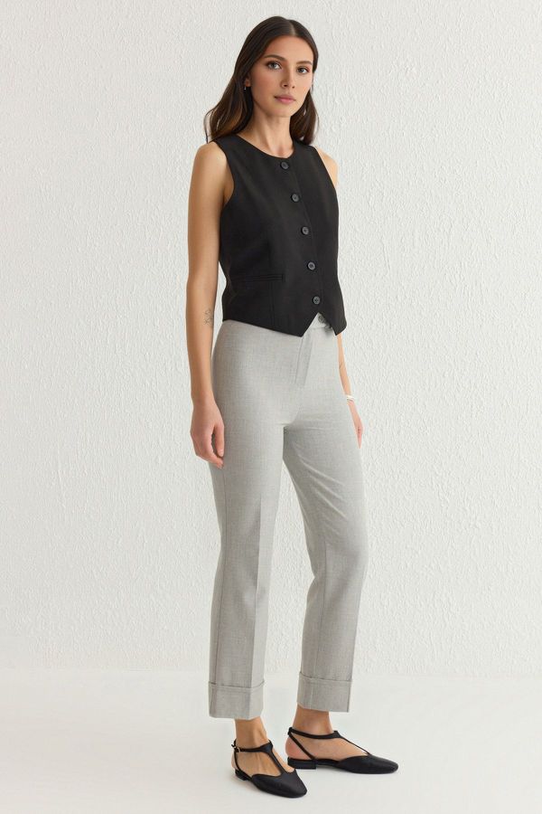 Trendyol Trendyol Gray Polyviscose Carrot Double Leg Trousers
