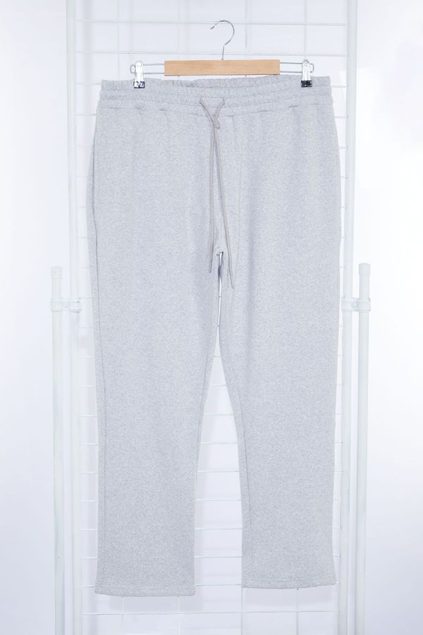 Trendyol Trendyol Gray Regular Cut Basic Plus Size Sweatpants