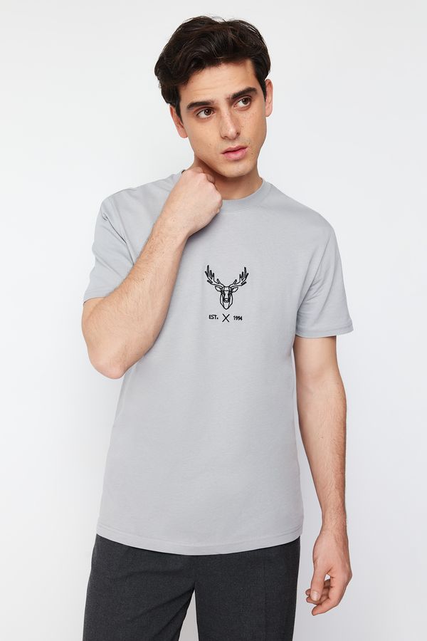 Trendyol Trendyol Gray Regular/Regular Cut Deer Embroidered 100% Cotton T-Shirt