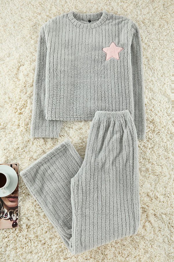 Trendyol Trendyol Gray Star Embroidered Striped Winter Wellsoft Knitted Pajama Set