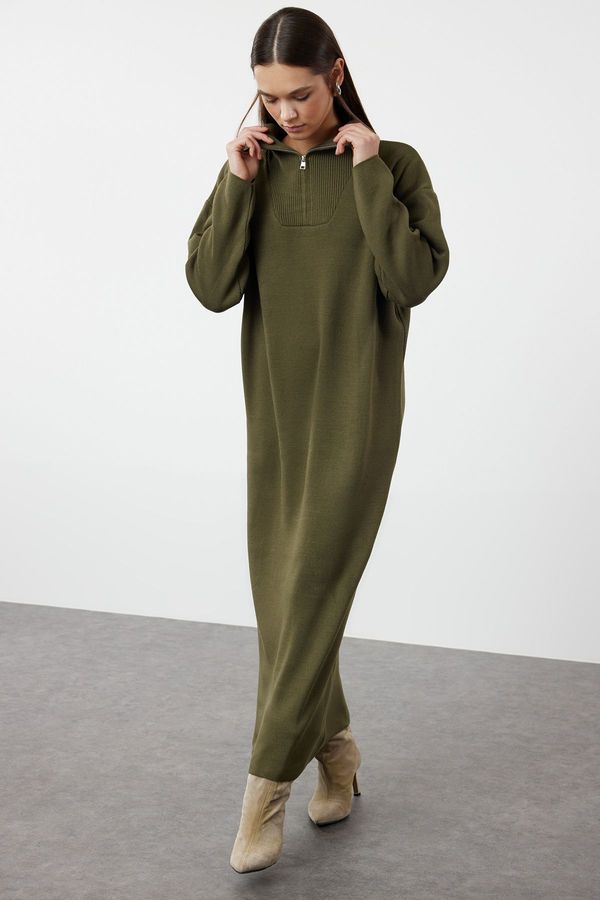 Trendyol Trendyol Green Comfortable Fit Basic Knitwear Dress with Zipper Collar
