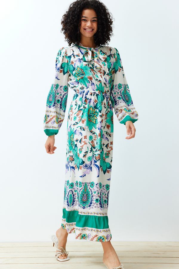 Trendyol Trendyol Green Floral Border Pattern Woven Dress