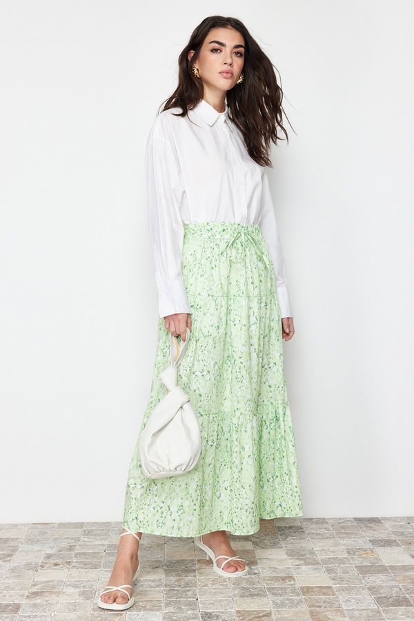 Trendyol Trendyol Green Floral Woven Flared Skirt