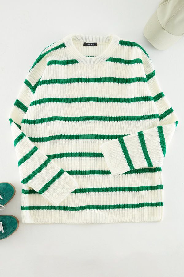 Trendyol Trendyol Green Unisex Oversize Fit Wide Fit Crew Neck Striped Knitwear Sweater