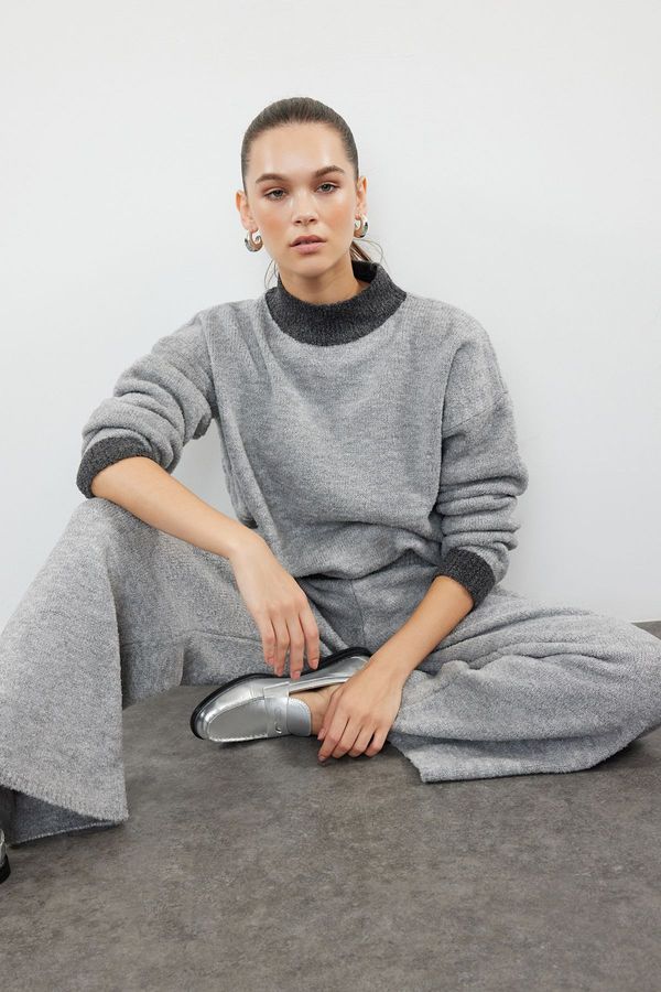 Trendyol Trendyol Grey Wide Pattern Boucle Yarn Knitwear Bottom-Top Set