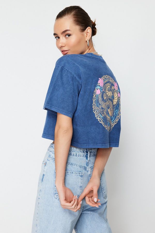 Trendyol Trendyol Indigo 100% Cotton Faded Effect Back Printed Crop Crew Neck Knitted T-Shirt