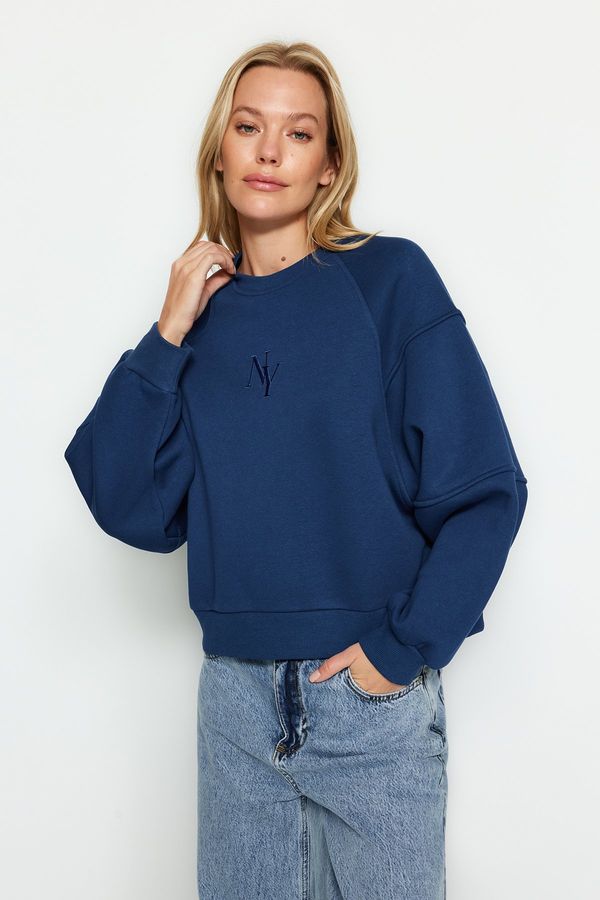 Trendyol Trendyol Indigo Crew Neck Regular Fit Embroidered Thick Inside Fleece Knitted Sweatshirt