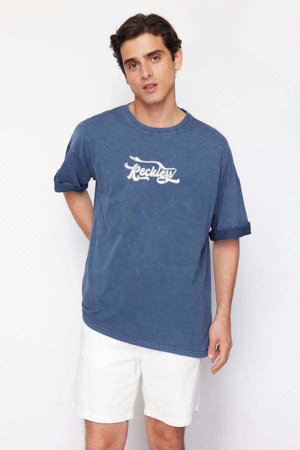 Trendyol Trendyol Indigo Oversize/Wide Cut Vintage Faded Effect 100% Cotton T-Shirt