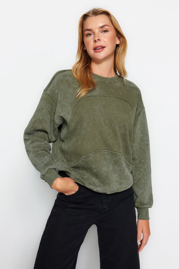 Trendyol Trendyol Khaki A faded/Faded Effect Thick Fleece Inside Oversized/Wide-Collar Knitted Sweatshirt