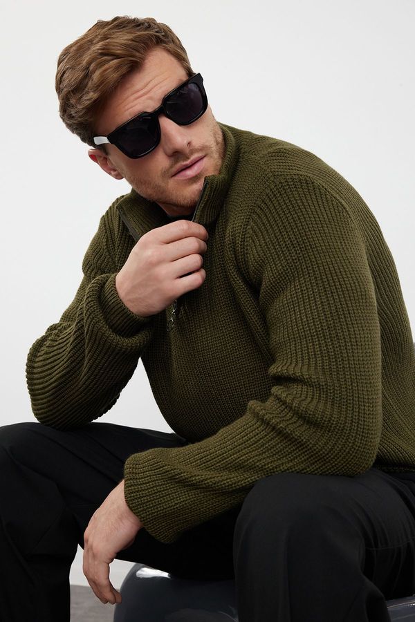 Trendyol Trendyol Khaki Casual Regular Half Turtleneck Plain Knitwear Sweater