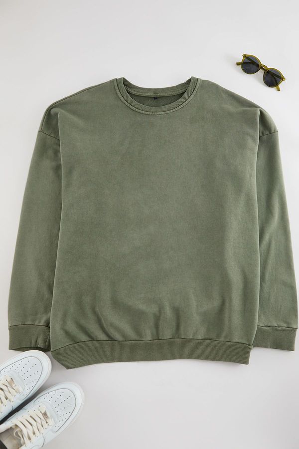 Trendyol Trendyol Khaki Relaxed/Comfortable Cut Wash Effect 100% Cotton Sweatshirt