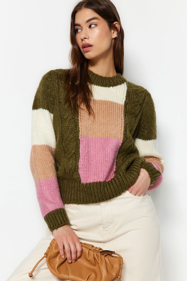 Trendyol Trendyol Khaki Soft Textured Color Block Crew Neck Knitwear Sweater