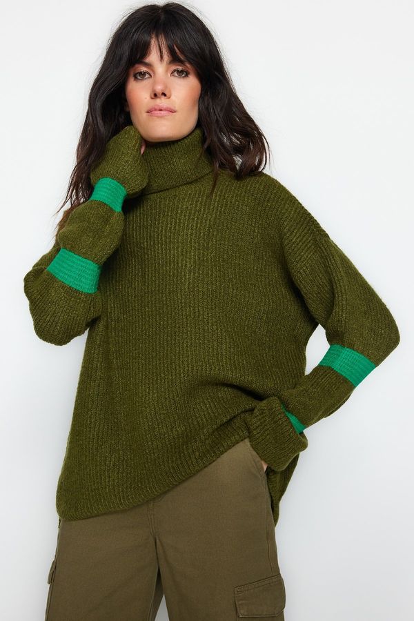 Trendyol Trendyol Khaki Soft Textured Knitwear Sweater