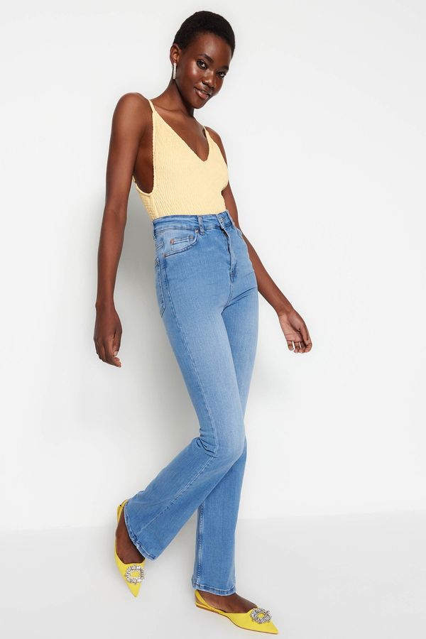 Trendyol Trendyol Light Blue High Waist Flare Jeans