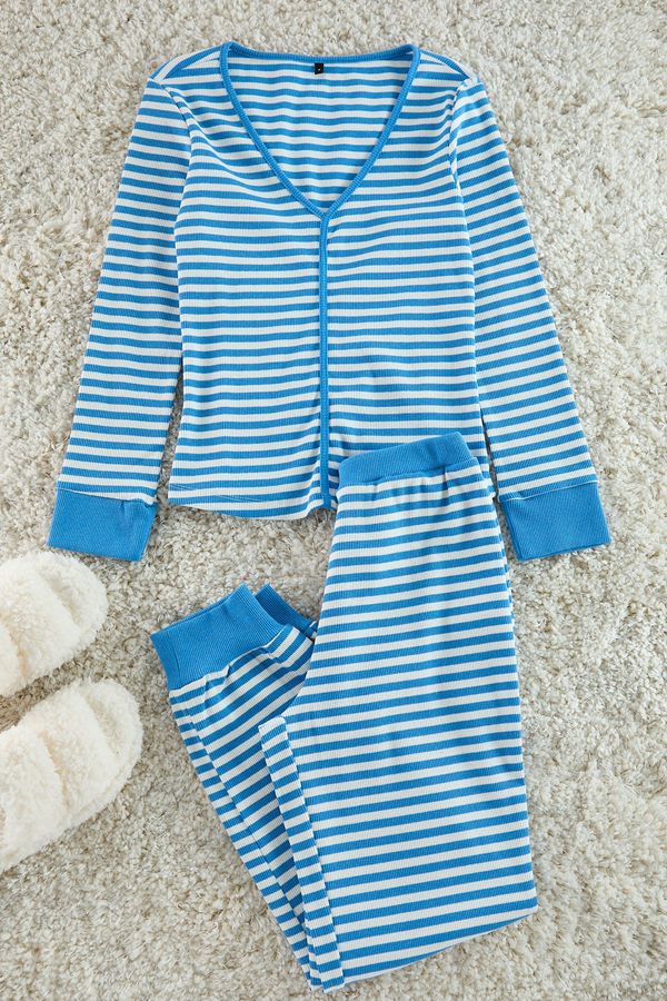 Trendyol Trendyol Light Blue Striped Cuff and Piping Detailed Tshirt-Jogger Knitted Pajama Set