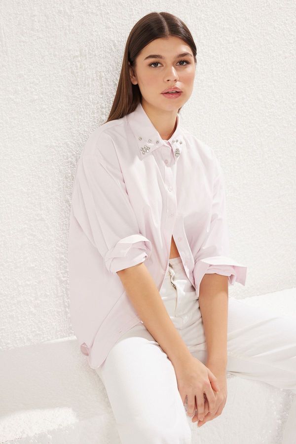 Trendyol Trendyol Light Pink Collar Stone Detail Oversize Woven Shirt