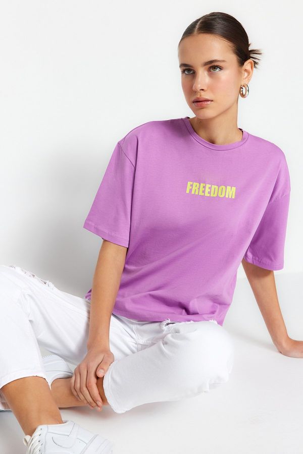 Trendyol Trendyol Lilac 100% Cotton Slogan Printed Relaxed Crewneck Knitted T-Shirt