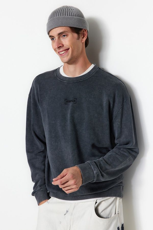 Trendyol Trendyol Limited Edition Anthracite Relaxed Faded Effect 100% Cotton Sweatshirt