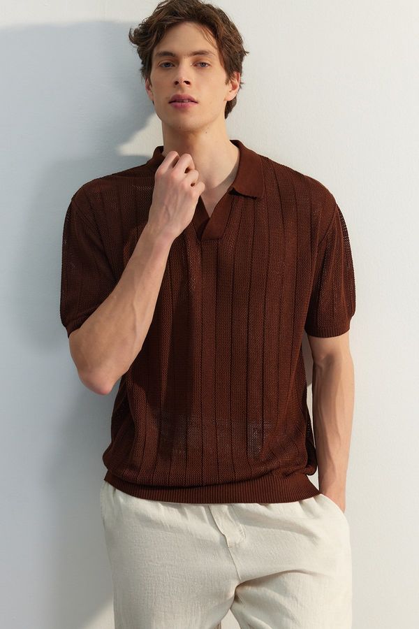 Trendyol Trendyol Limited Edition Brown Regular Fit Cotton Short Sleeve Polo Neck Knit Tshirt