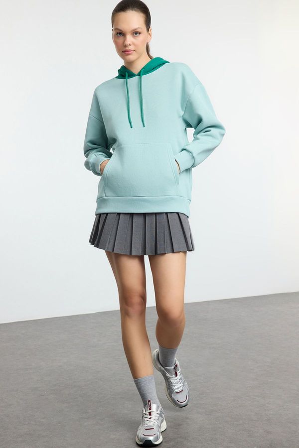 Trendyol Trendyol Mint Back Printed and Color Block Hooded Oversize/Wide Pattern Knitted Sweatshirt