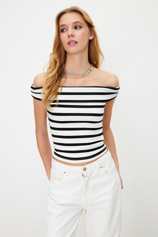 Trendyol Trendyol Multi-Colored Striped Carmen Collar Viscous/Soft Fabric Stretch Knitted Blouse