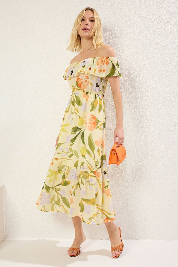 Trendyol Trendyol Multicolored Floral Maxi Woven Dress