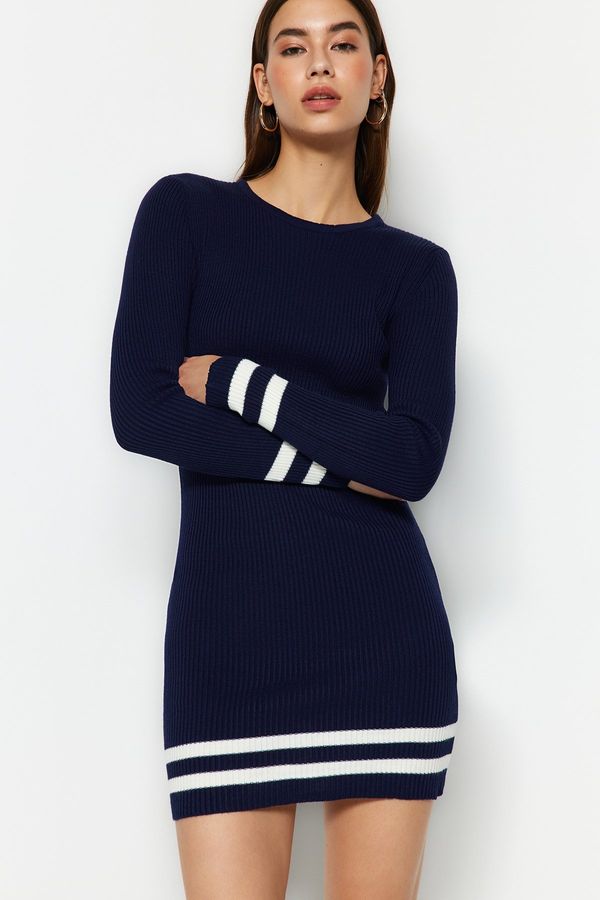 Trendyol Trendyol Navy Blue Mini Sweater Dress With Striped Hem