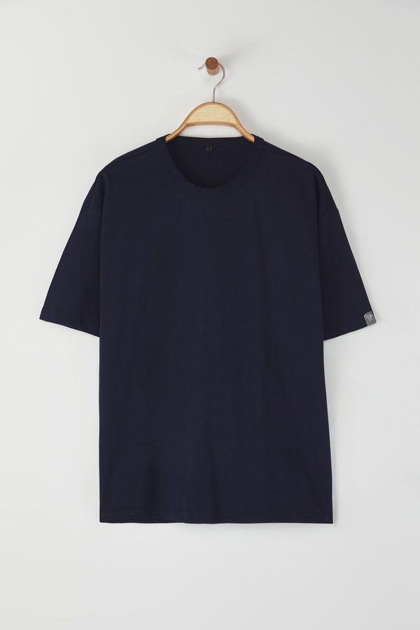 Trendyol Trendyol Navy Blue Oversize/Wide Cut Collar Detailed Tagged 100% Cotton T-Shirt