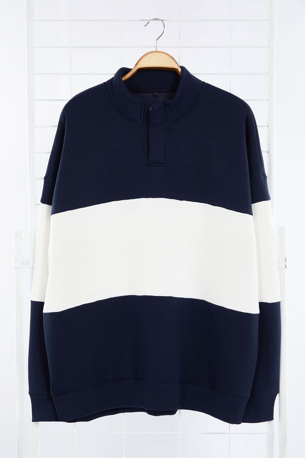 Trendyol Trendyol Navy Blue Oversize/Wide Cut Stand Collar Color Blocked Fleece Inside Plus Size Sweatshirt