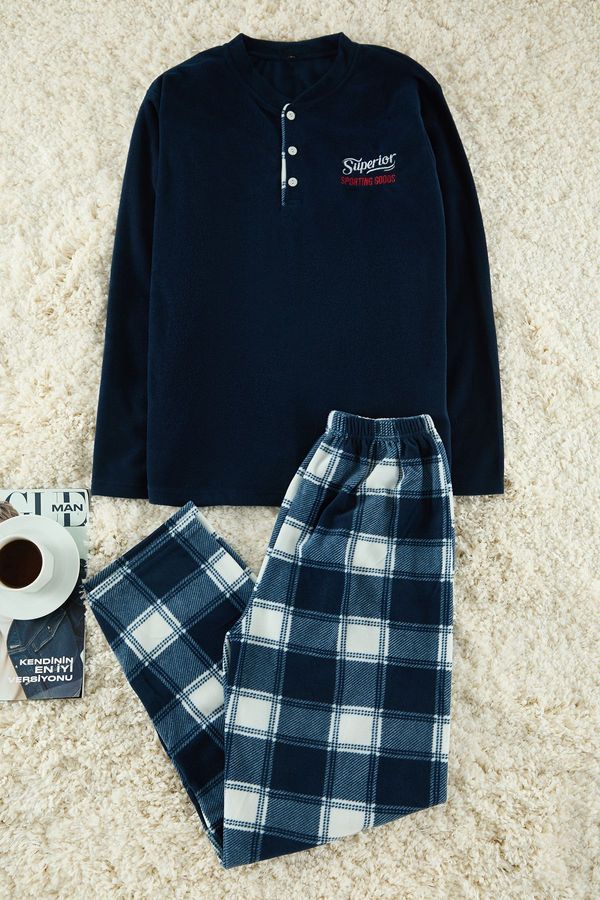 Trendyol Trendyol Navy Blue Plaid Polar Soft Texture Knitted Pajama Set