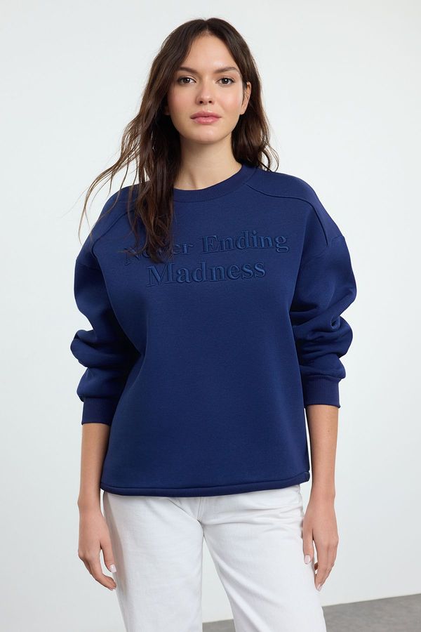 Trendyol Trendyol Navy Blue Slogan Embroidered Oversize/Wide Pattern Thick Inside Polar Fleece Knitted Sweatshirt