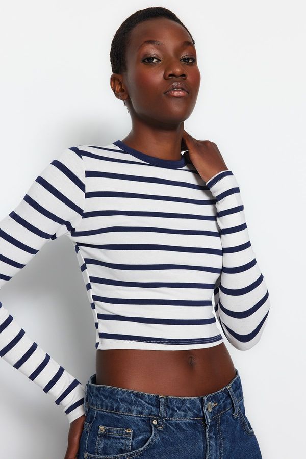 Trendyol Trendyol Navy Blue Striped Premium Viscose with Soft Fabric Fitted Crop Stretchy Knitted Blouse