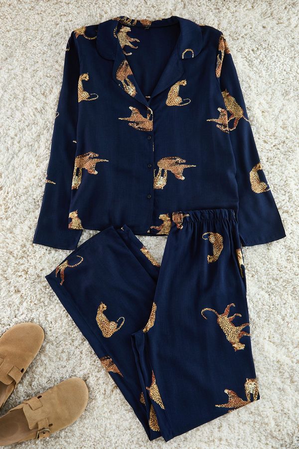 Trendyol Trendyol Navy Blue Tiger Patterned Viscose Woven Pajama Set