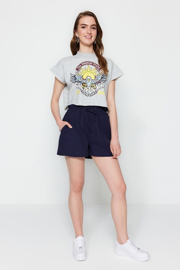 Trendyol Trendyol Navy Blue Woven Shorts with Pockets with Elastic Waist