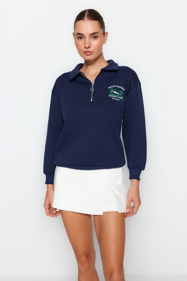 Trendyol Trendyol Navy Blue Zipper Collar Embroidery Detail Regular Fit Fleece Inside Knitted Sweatshirt