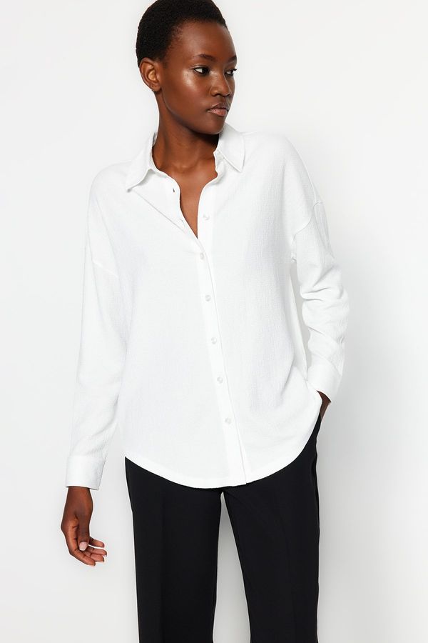 Trendyol Trendyol Oversized White Crepe Knitted Shirt