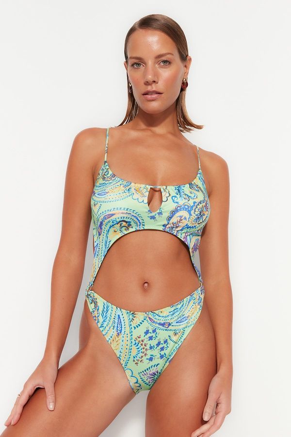 Trendyol Trendyol Paisley Patterned Round Neck Accessorized High Leg Swimsuit