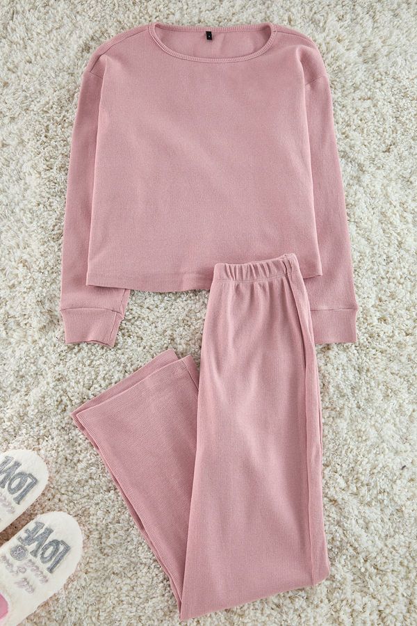 Trendyol Trendyol Pink Ribbed Knitted Pajama Set