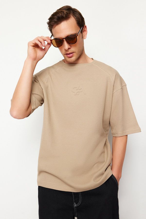 Trendyol Trendyol Premium Mink Oversize/Wide-Fit Textured Waffle Fluffy Text Printed T-Shirt