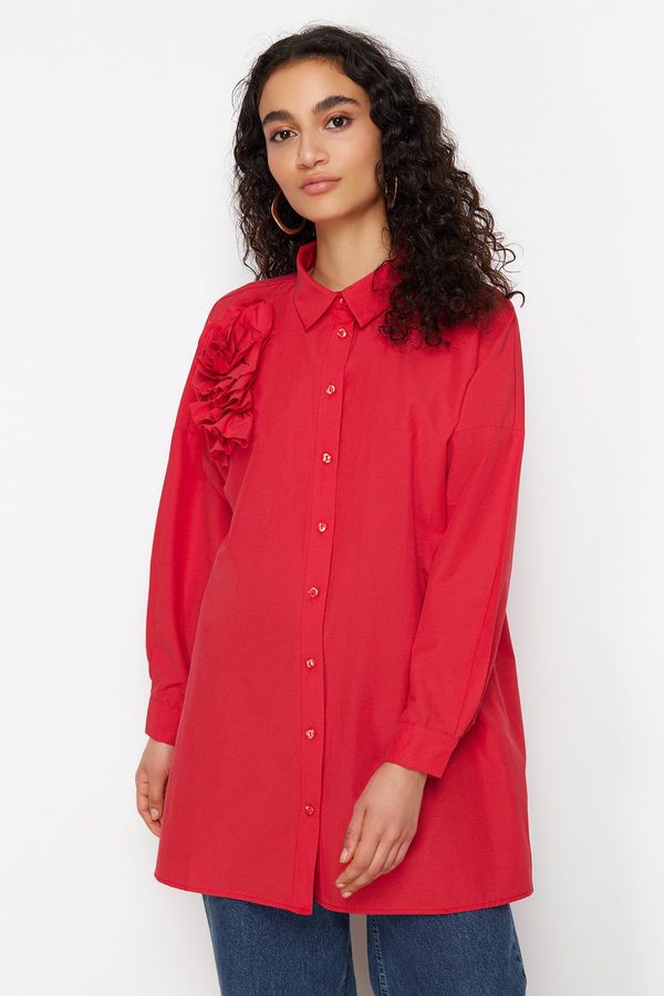 Trendyol Trendyol Red Applique Flower Detailed Cotton Woven Shirt