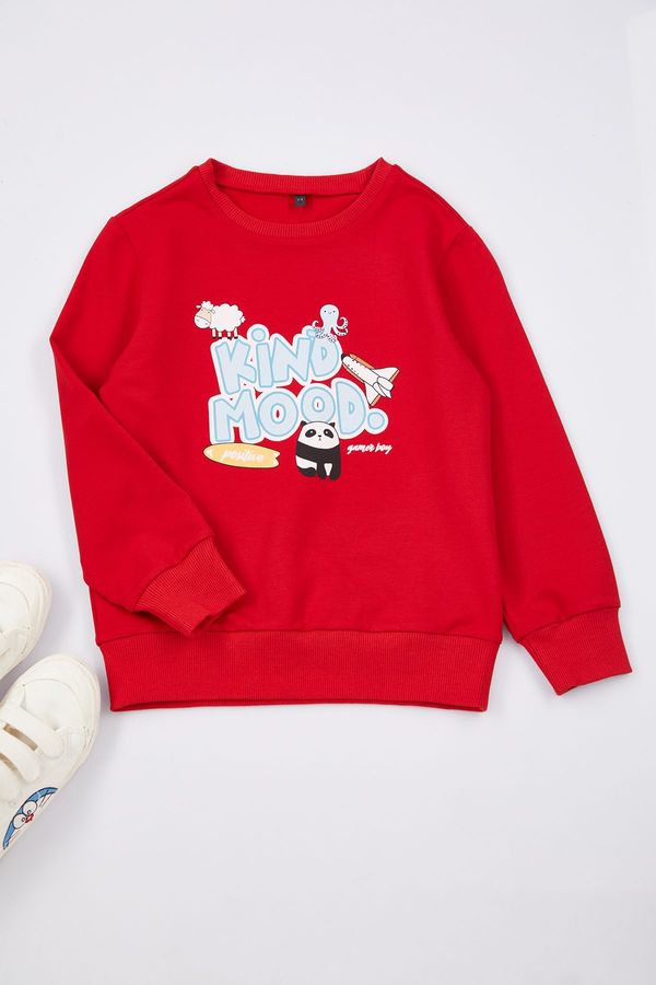 Trendyol Trendyol Red Girl Patterned Crew Neck Slogan Knitted Sweatshirt