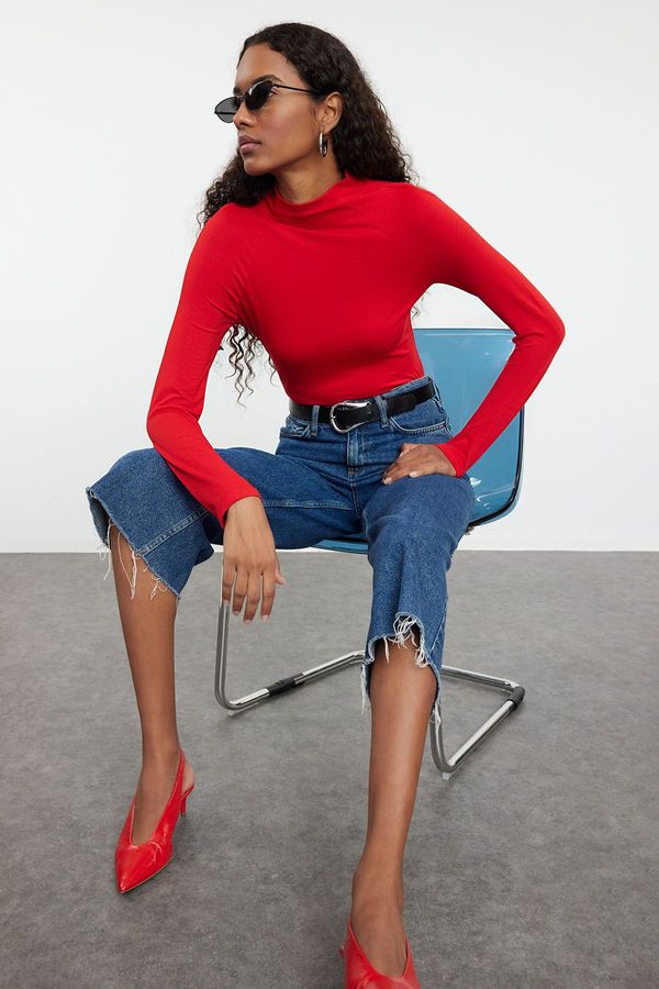 Trendyol Trendyol Red High Collar Dart Detailed Fitted Knitted Blouse