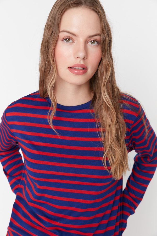 Trendyol Trendyol Red-Navy Blue Striped Regular/Normal Fit Basic Crew Neck Knitted T-Shirt